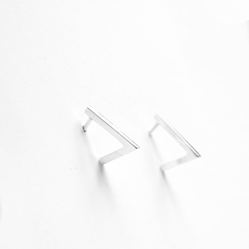 Boucles d'oreilles demi-anneaux triangulaires en argent sterling