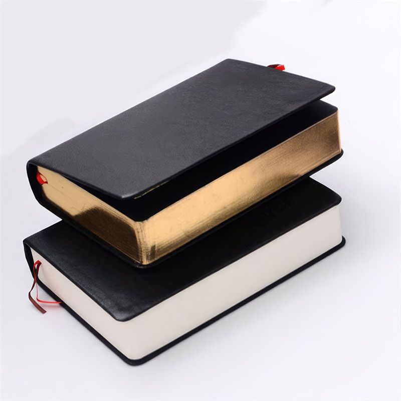 Bloc-notes en cuir vintage en forme de Bible | Cadeau Biblique