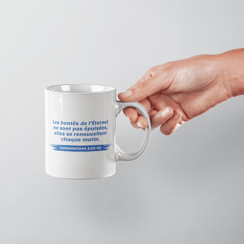 Tasse blanche chrétienne avec verset biblique Lamentations 3:22-23 | Cadeau Biblique