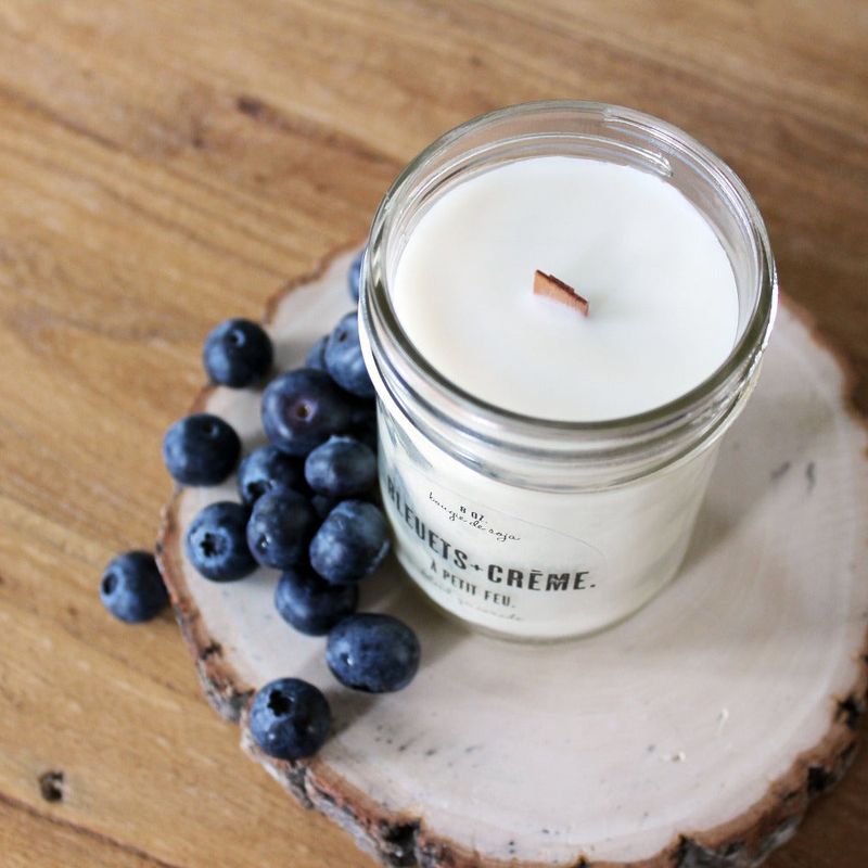 BLEUETS + CRÈME.