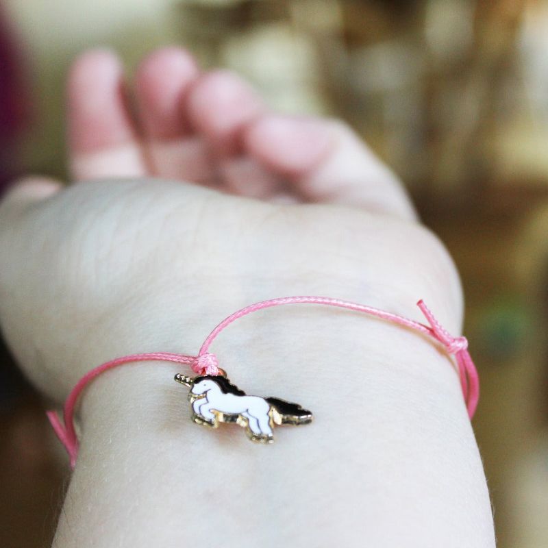 BISOU DE LICORNE.