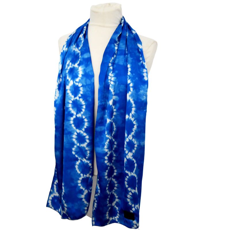 Foulard écharpe satin de soie tie and dye - bleu & blanc
