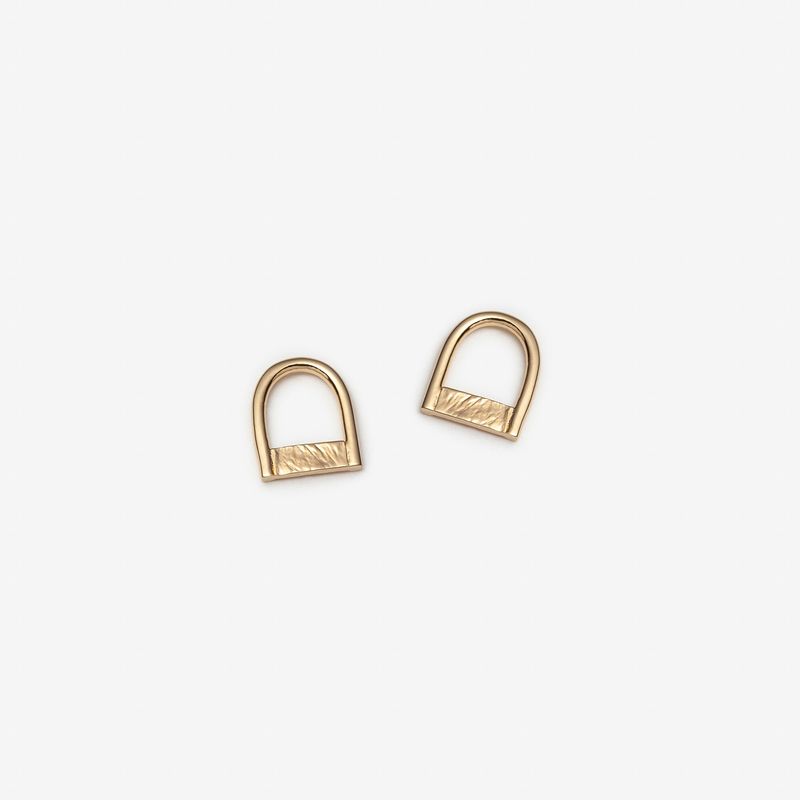 Ouverte d’esprit - Boucles d'oreilles géométriques avec ou sans breloque