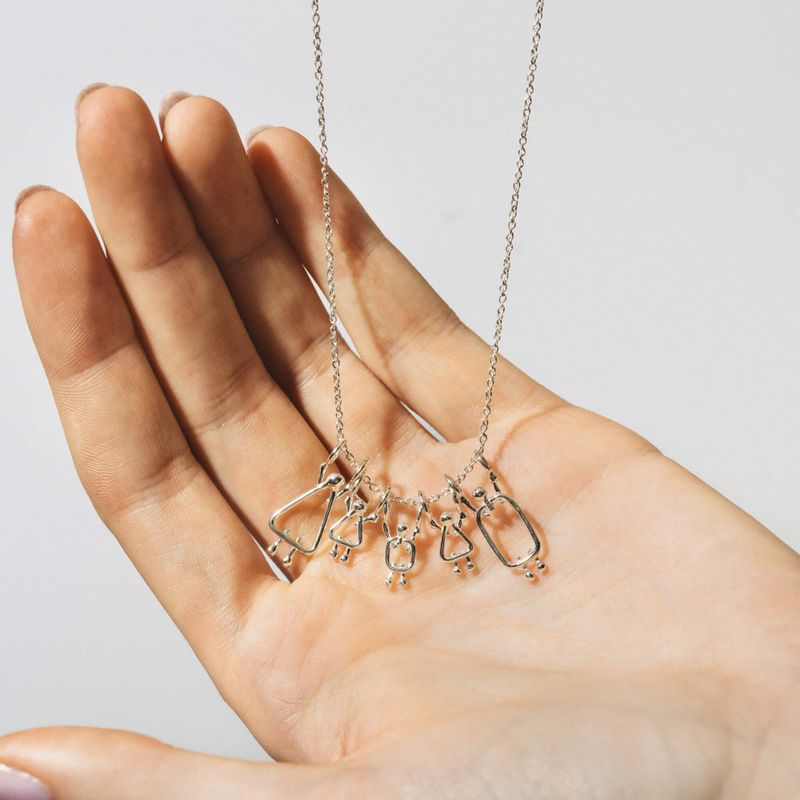 collier maman, 2 filles, garçon et papa