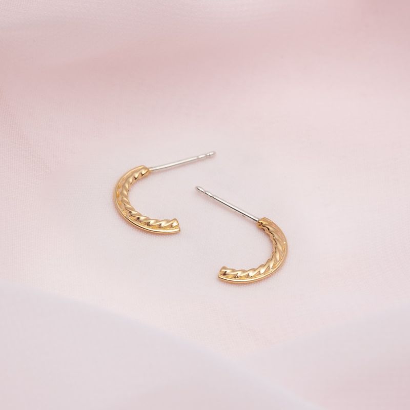 boucles d'oreilles avec perle blanche