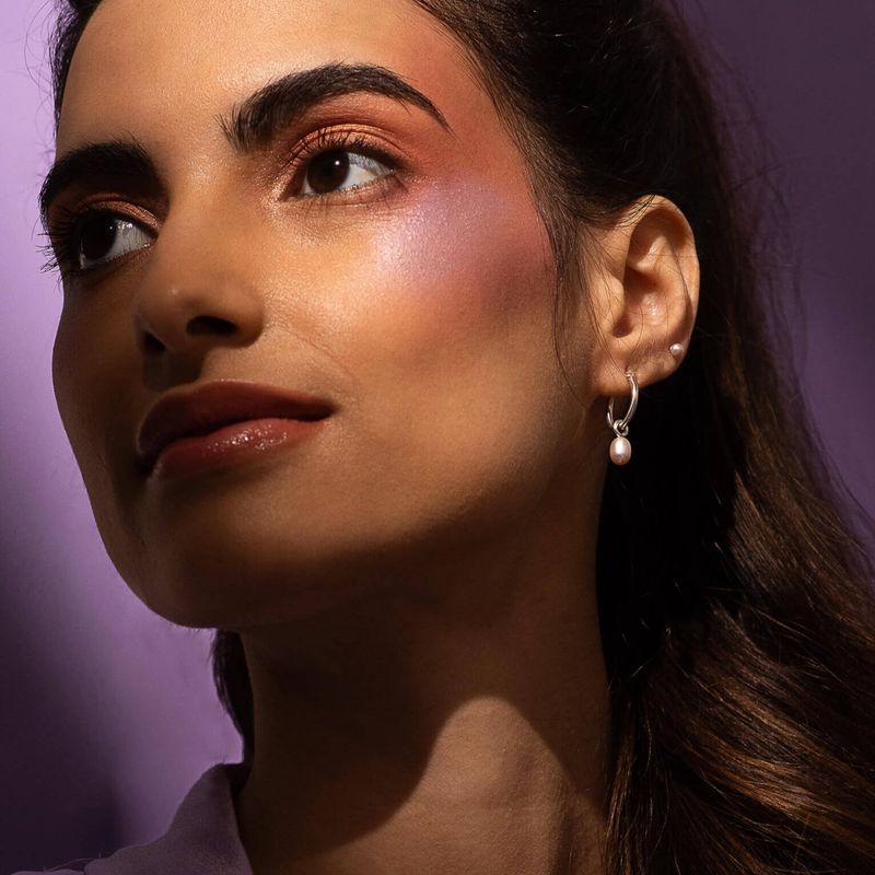 Idola - Boucles d’oreilles avec moyennes perles d’eau douce