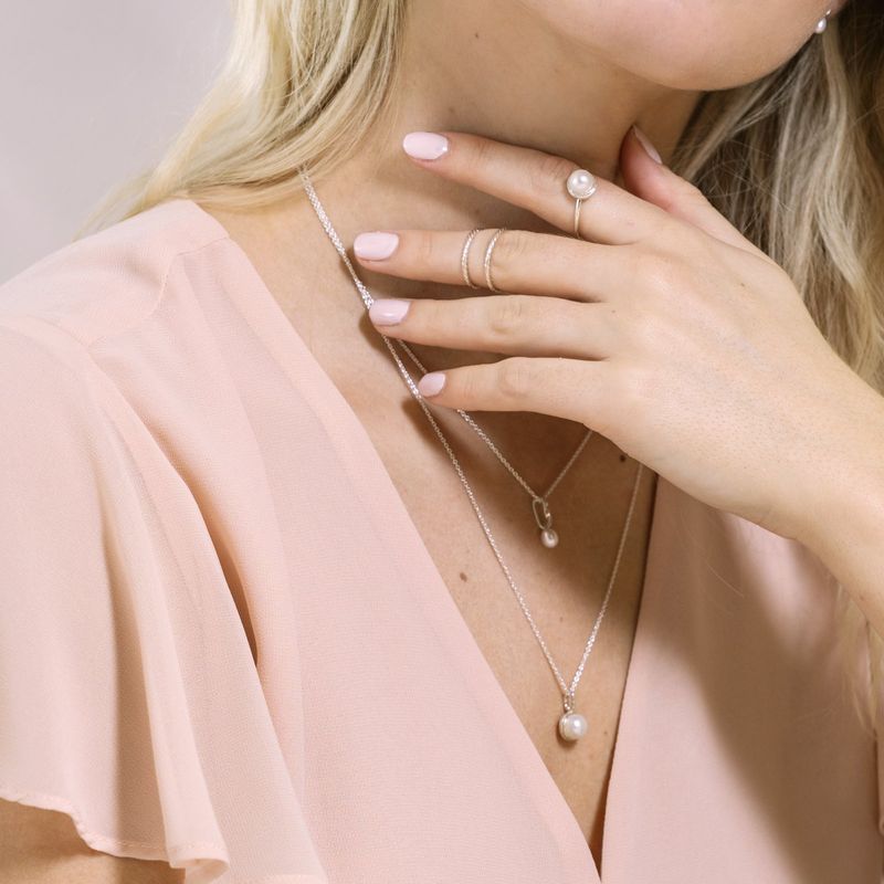 pendentif délicat avec perle naturelle