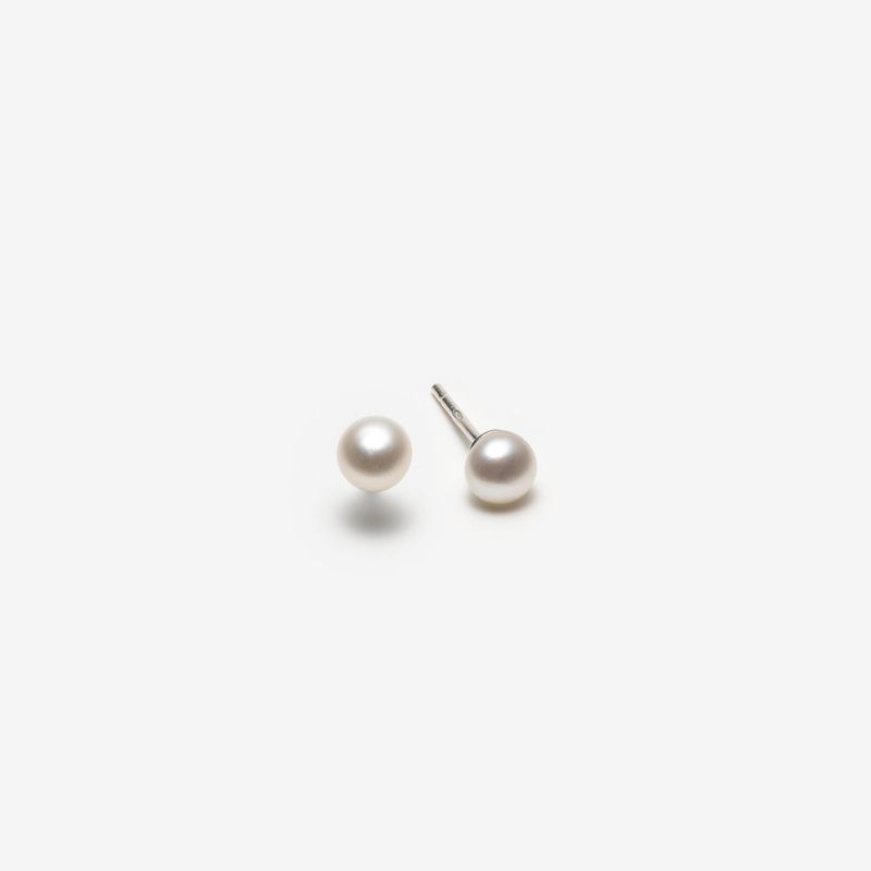 Boucles d'oreilles avec grosses perles blanches - 9 mm