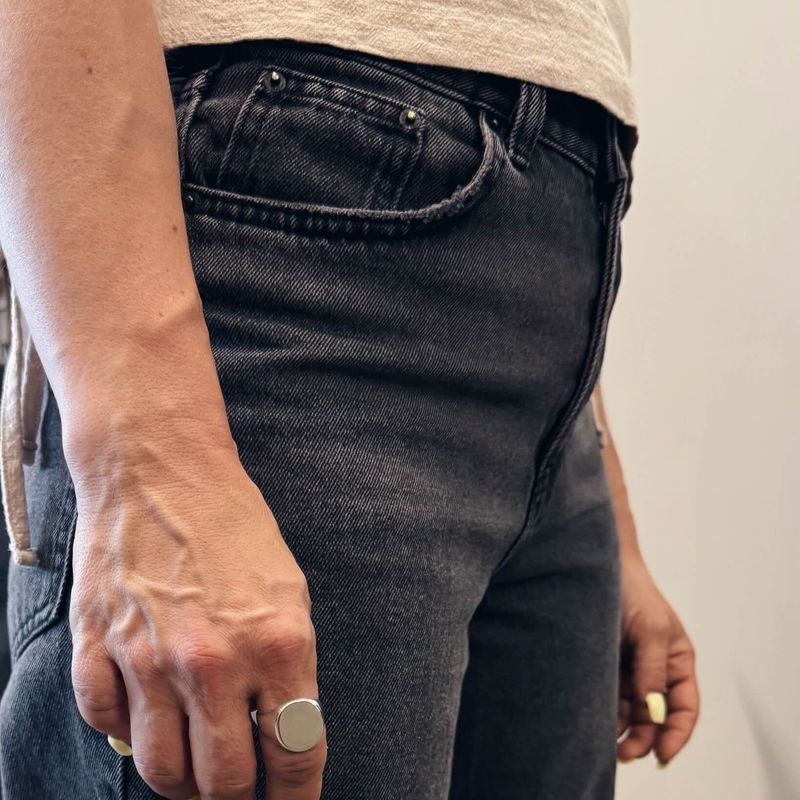 Mckenna – Bague signet en 925 fabriquée au Québec