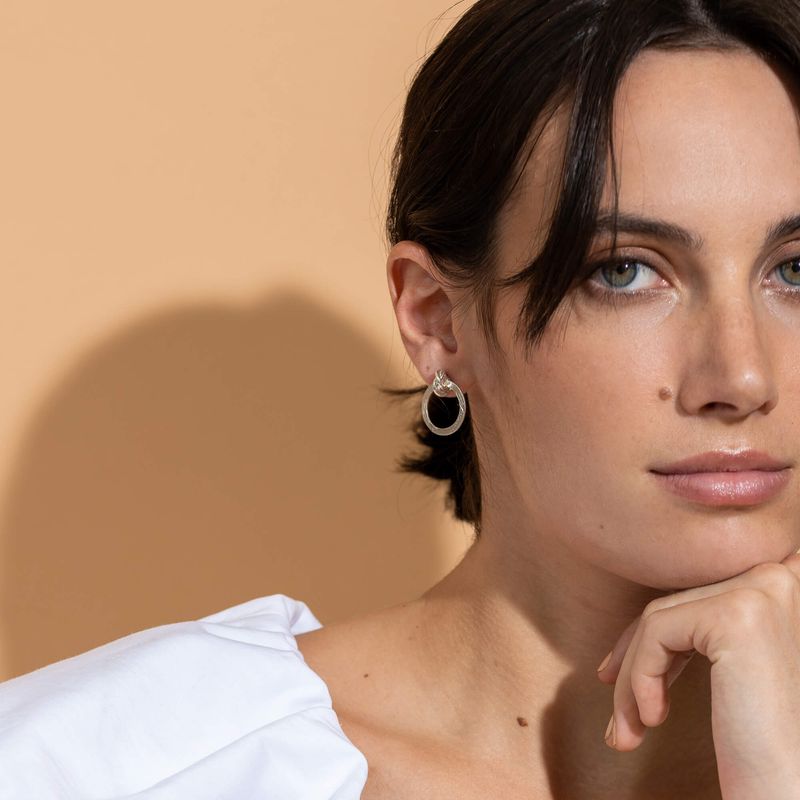 Bienveillante - Boucles d'oreilles par une designer québécoise