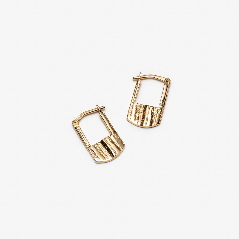 Minutieuse -  Anneaux d'oreilles en argent texturé