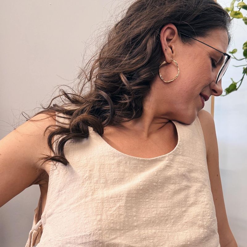 Émilie - Grands anneaux d’oreilles ondulés fait au Québec