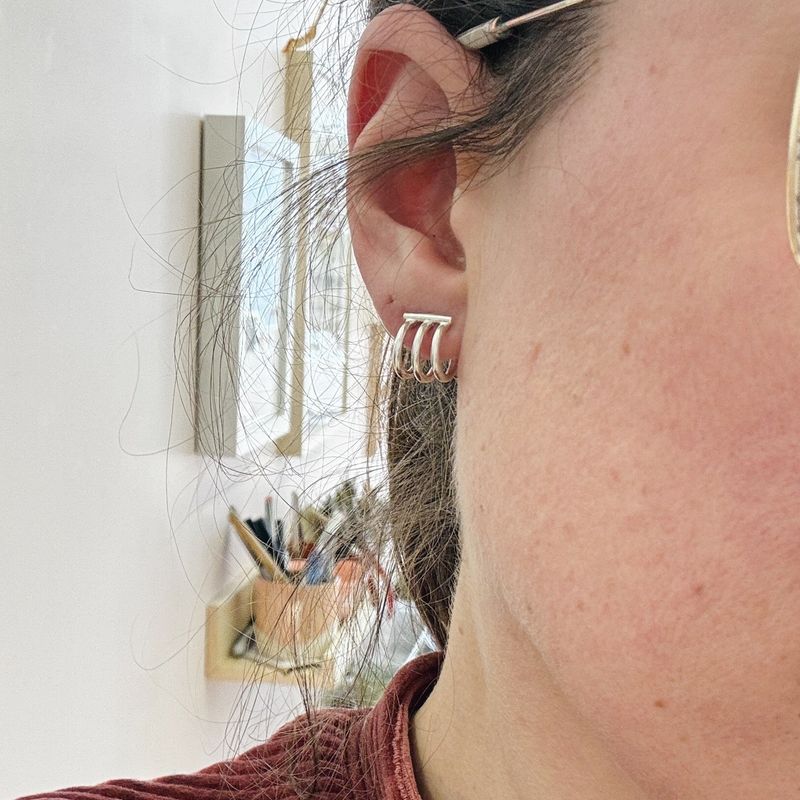 Boucles d'oreilles triple pour une illusion de trois piercings en un