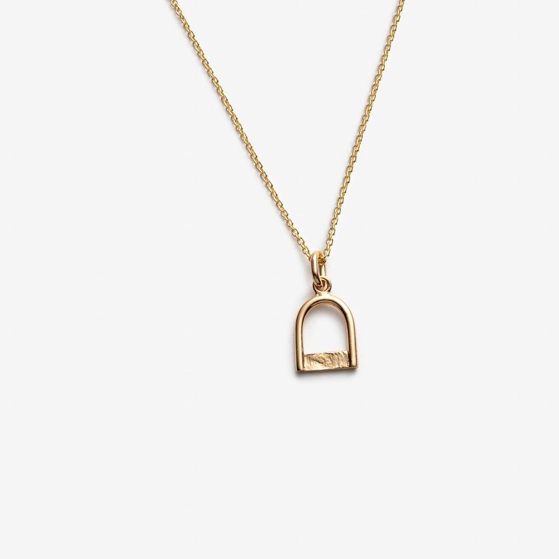 Dévouée - Chaîne avec options de pendentifs