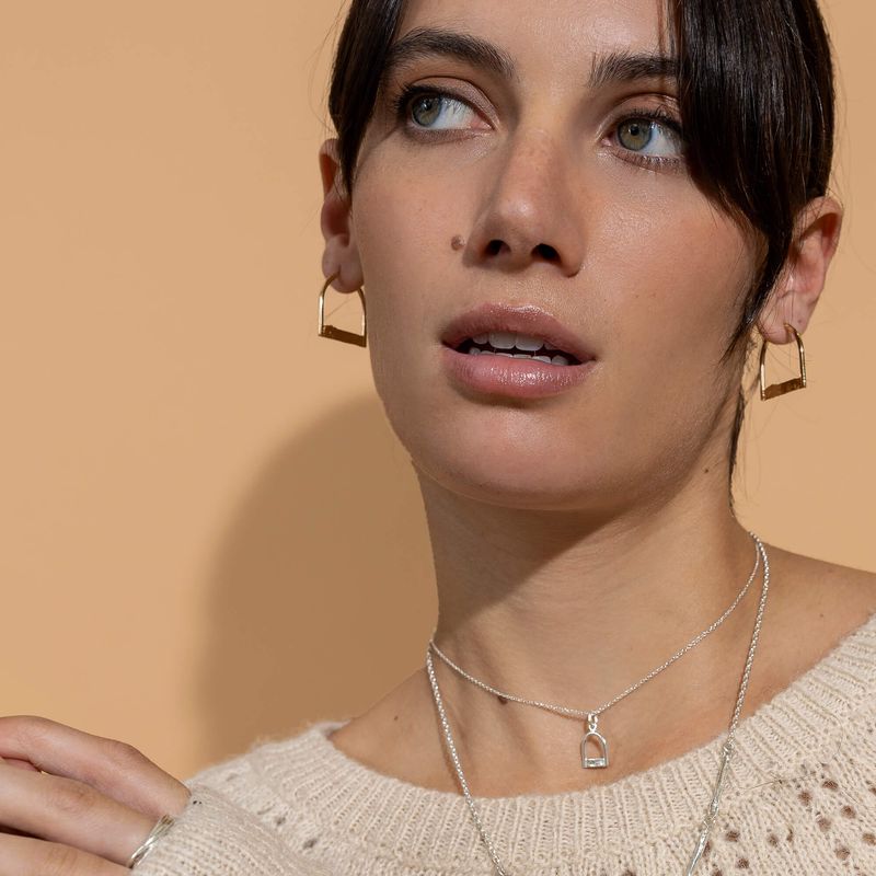 Dévouée - Chaîne avec options de pendentifs