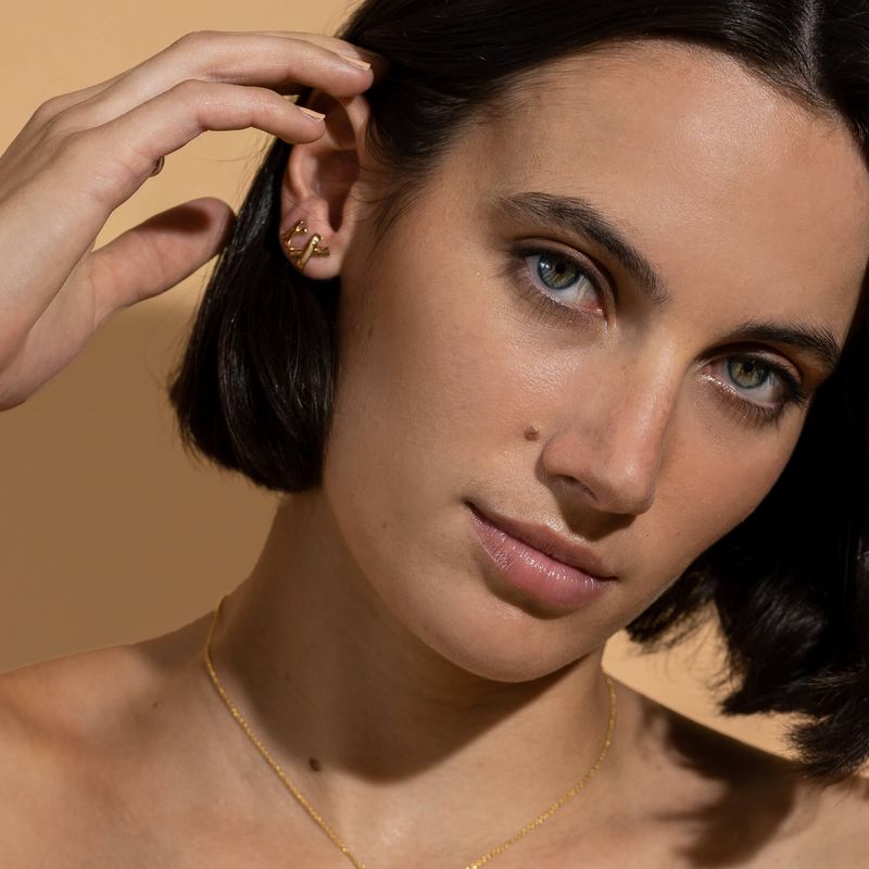 Déterminée - Boucles d’oreilles en forme de X - Option avec perle