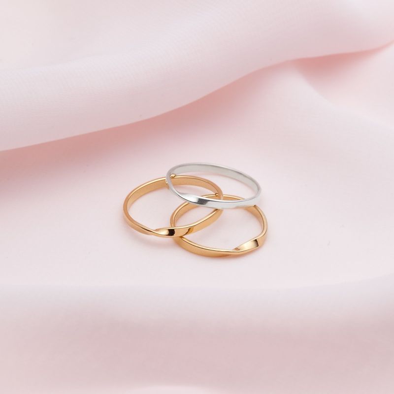 bague mobius délicate