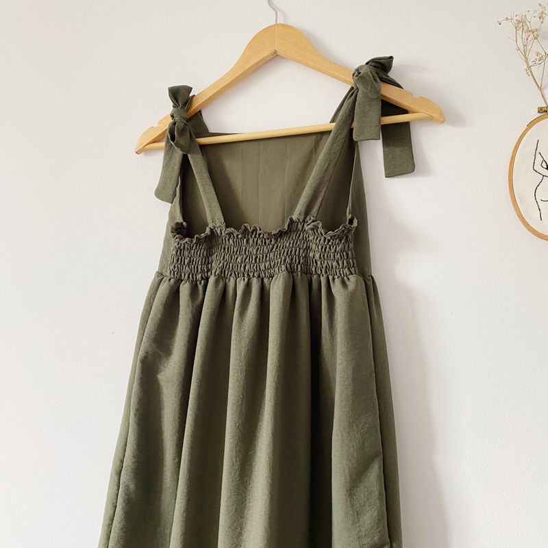 Robe Sofia pour femmes – Kaki