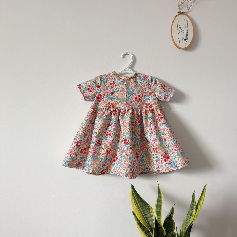 Robe Béatrice fleuris pour fillette