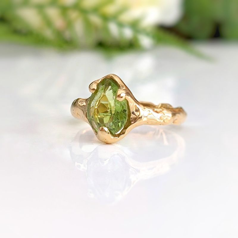 Peridot Silver ring in Sterling Silver