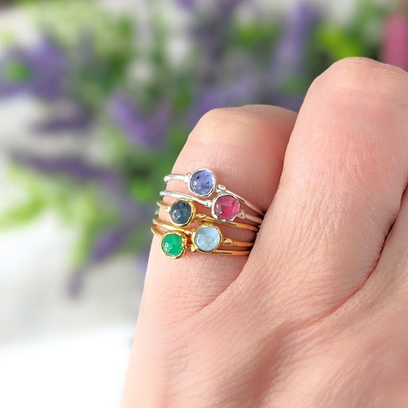 Bague superposable Dainty Blue Topaz