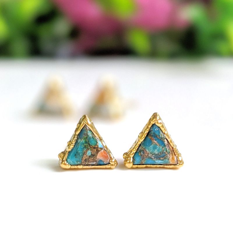 Boucles d'oreilles triangles avec Turquoise cuivrée