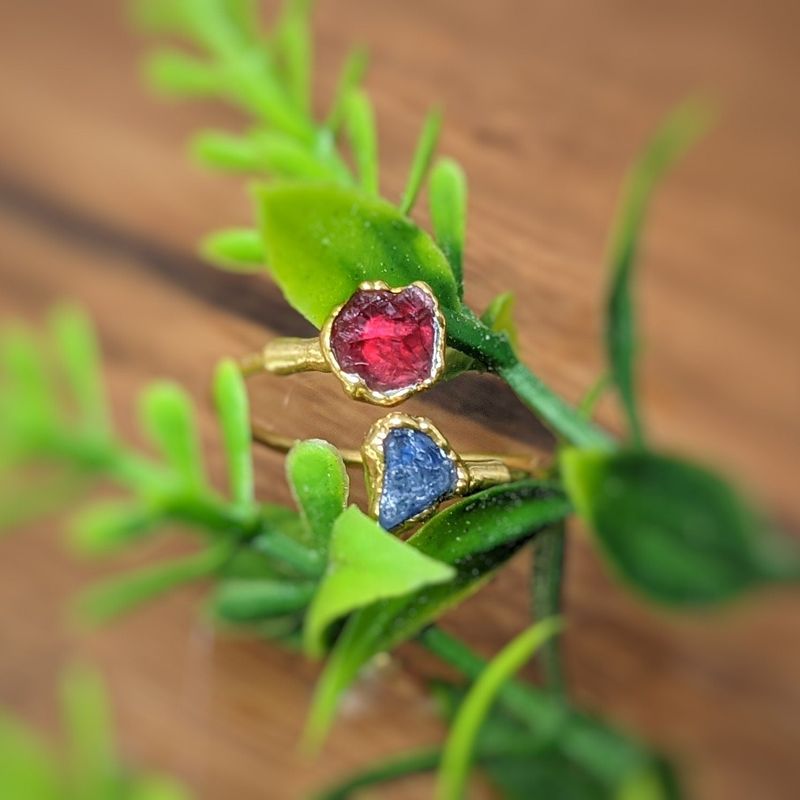Bague multi-pierres de naissance