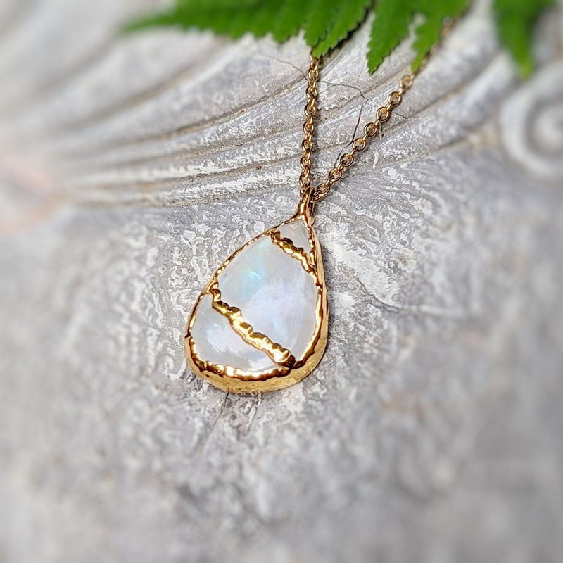 Rainbow Moonstone pendant, Large Moonstone necklace, Kintsugi necklace, Unique Crystal necklace Kintsugi jewelry 18k Gold Statement necklace