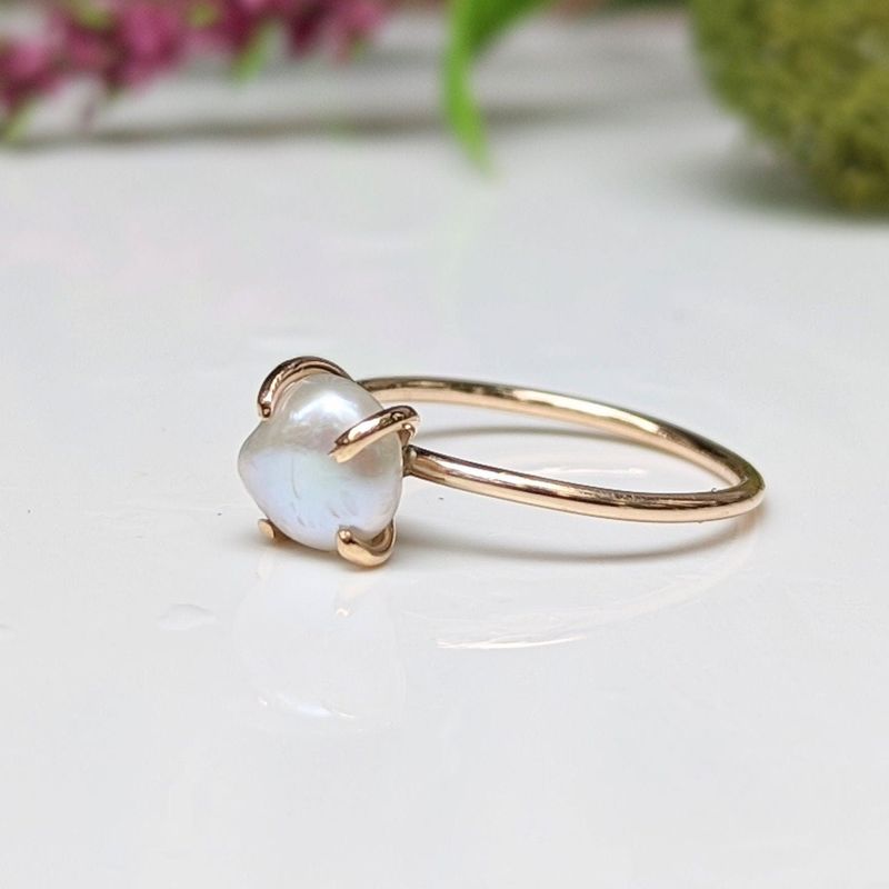 Gold Freshwater Keshi pearl ring