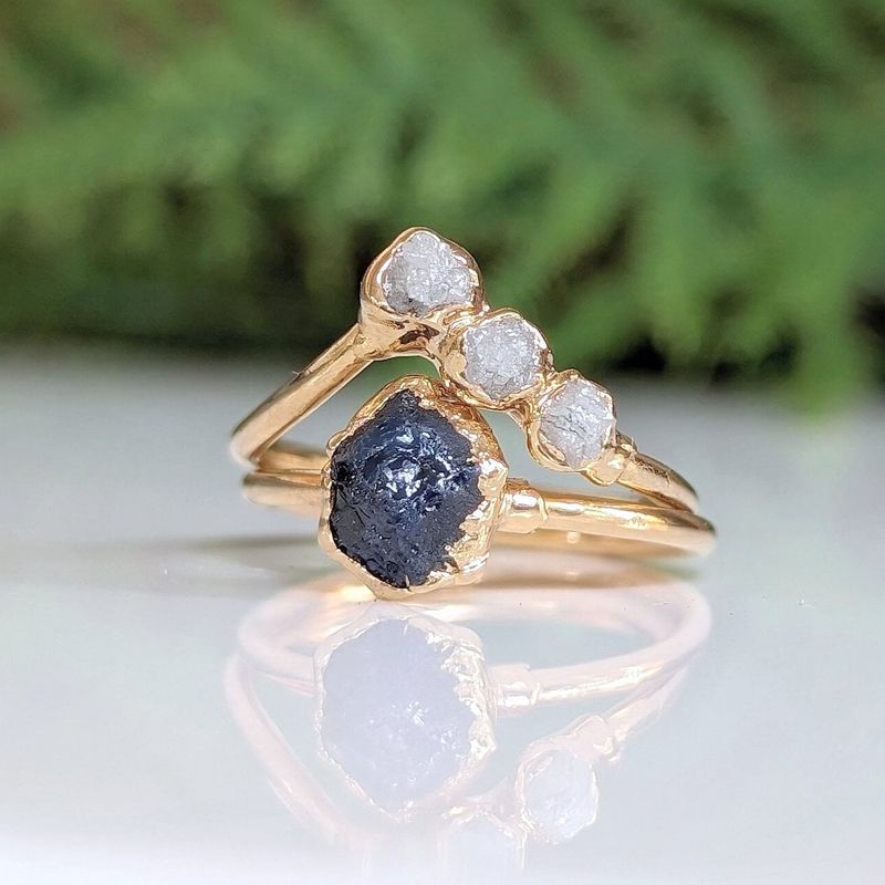 Raw Sapphire & rough diamond Chevron wedding ring set