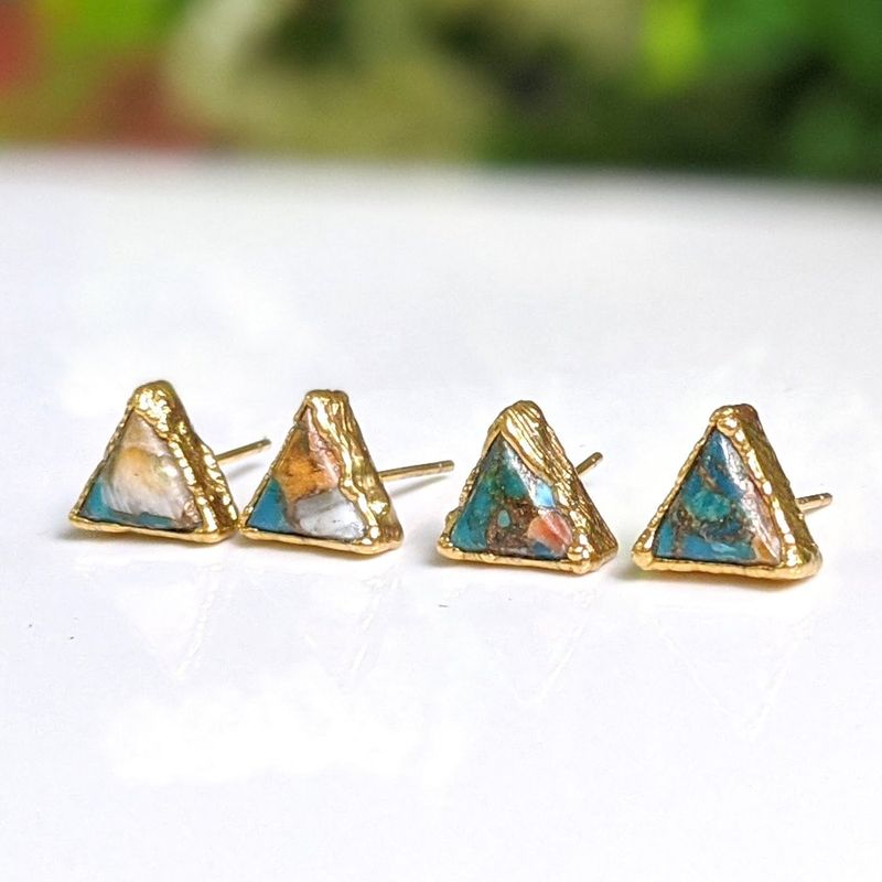 Boucles d'oreilles triangles avec Turquoise cuivrée