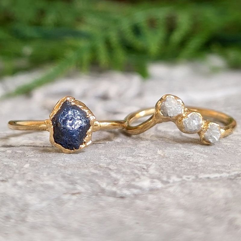 Raw Sapphire & rough diamond Chevron wedding ring set
