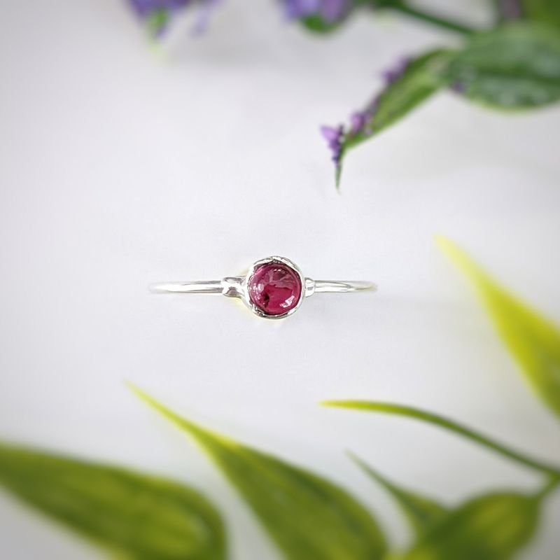Bague superposable Dainty Ruby