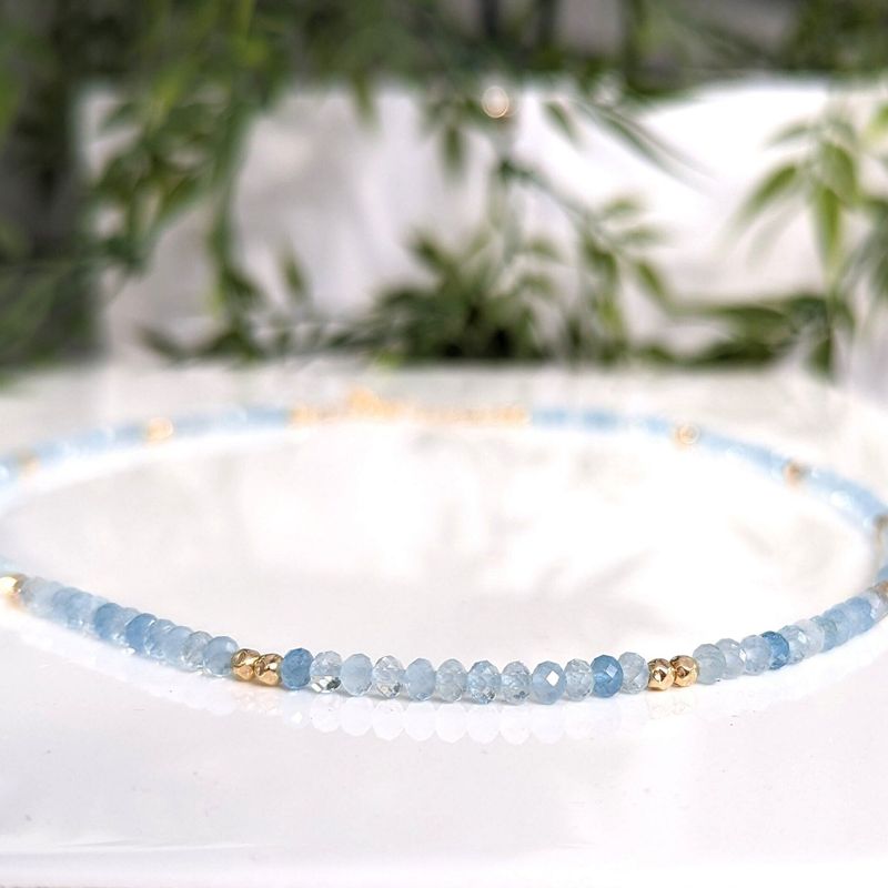 Aquamarine bead necklace
