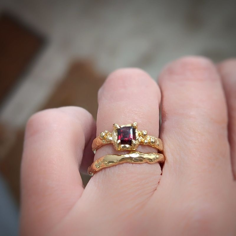 Red Garnet Engagement ring in Solid 14k Gold