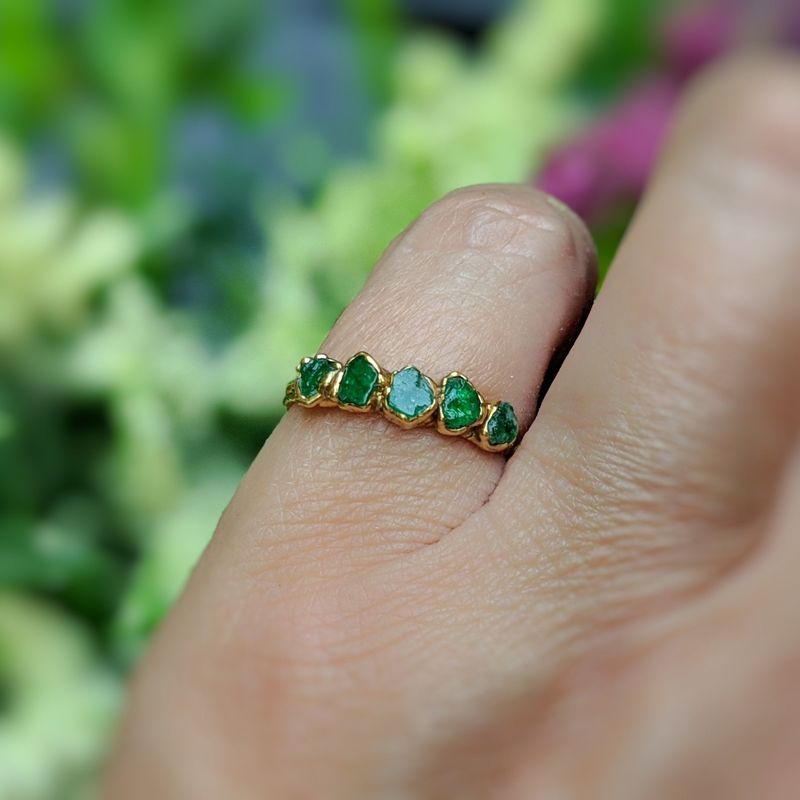 Bague Éternité avec Émeraudes