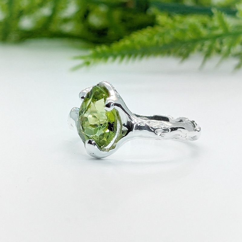 Peridot Silver ring in Sterling Silver
