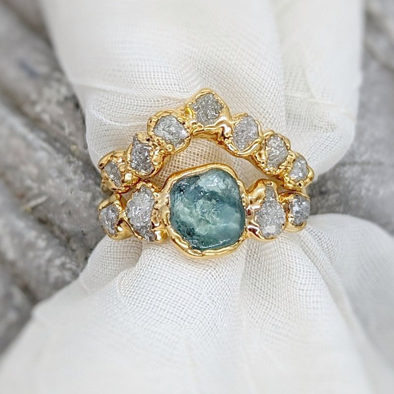 Raw Montana Sapphire and diamond ring set