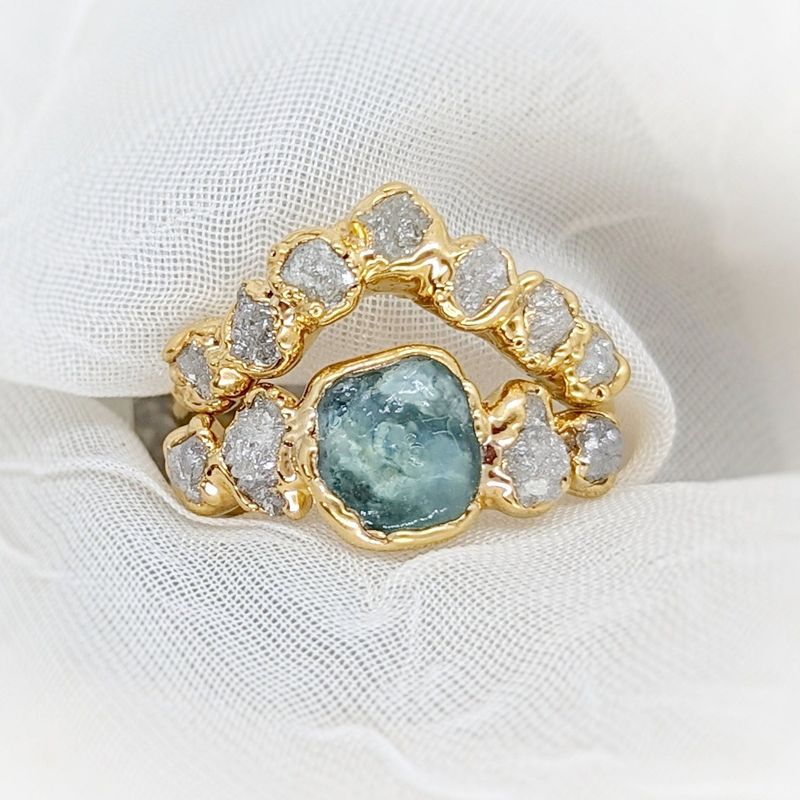 Raw Montana Sapphire and diamond bridal ring set