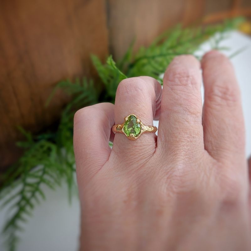 Peridot ring in Solid 14k Gold
