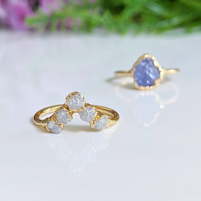 Raw Tanzanite ring in 18k Gold