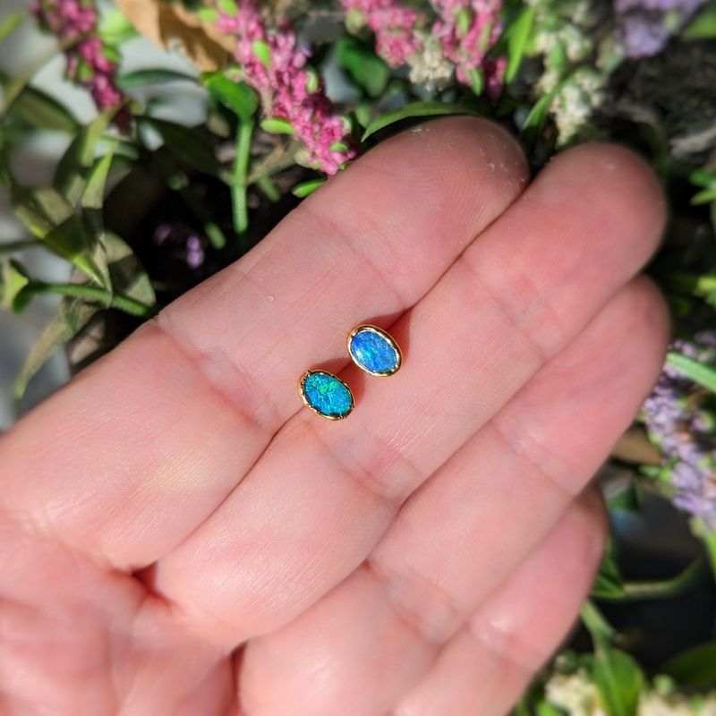 Blue Australian Opal stud earrings in 18k Gold