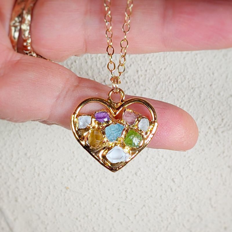 Collier pierre de naissance