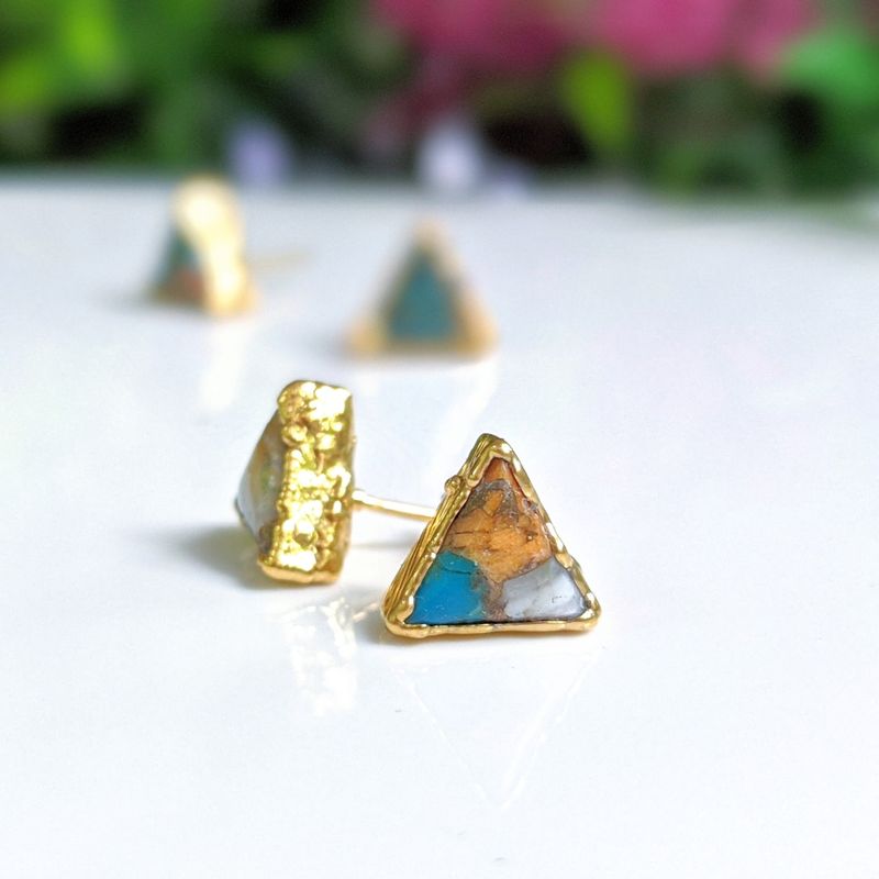 Boucles d'oreilles triangles avec Turquoise cuivrée