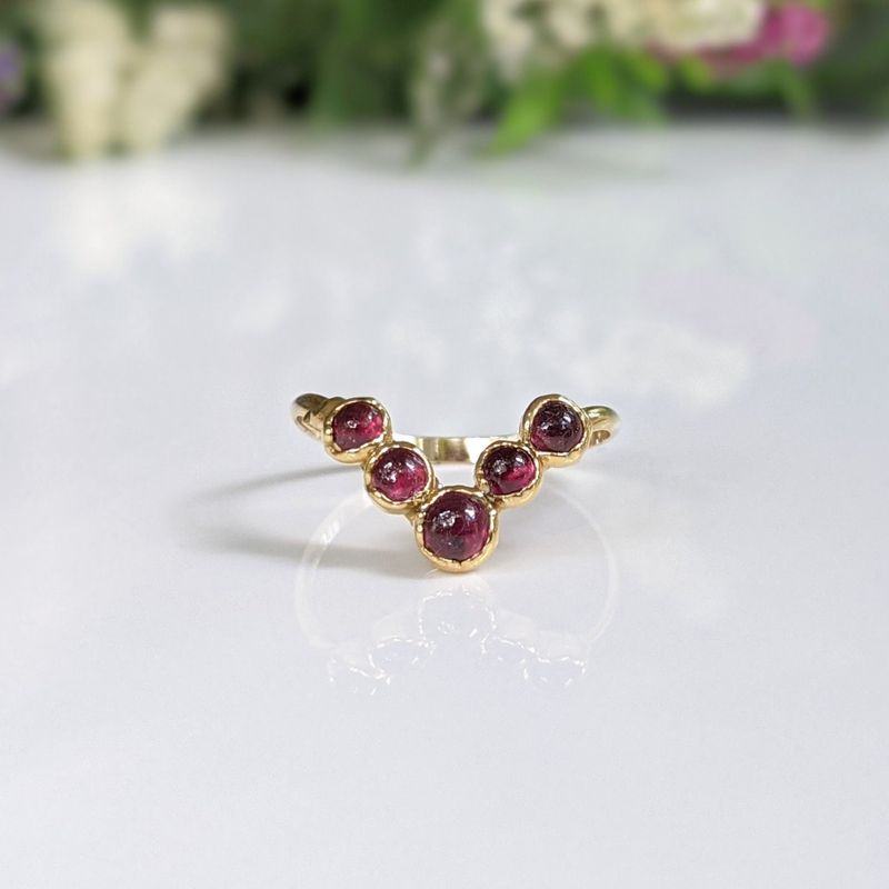 Ensemble d'alliances de mariée Ruby Chevron
