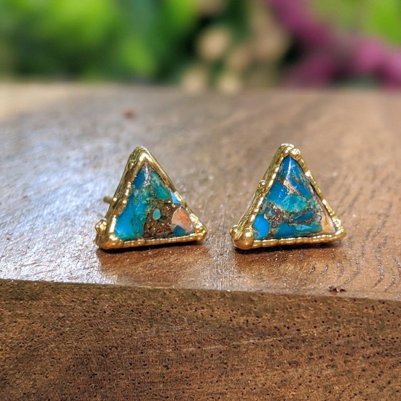 Boucles d'oreilles triangles avec Turquoise cuivrée