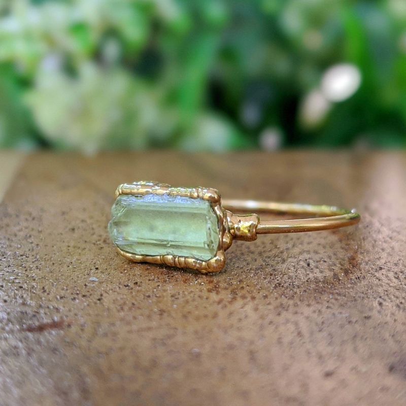 Bague Apatite Jaune Brute