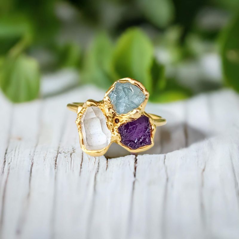 Bague multi-pierres de naissance