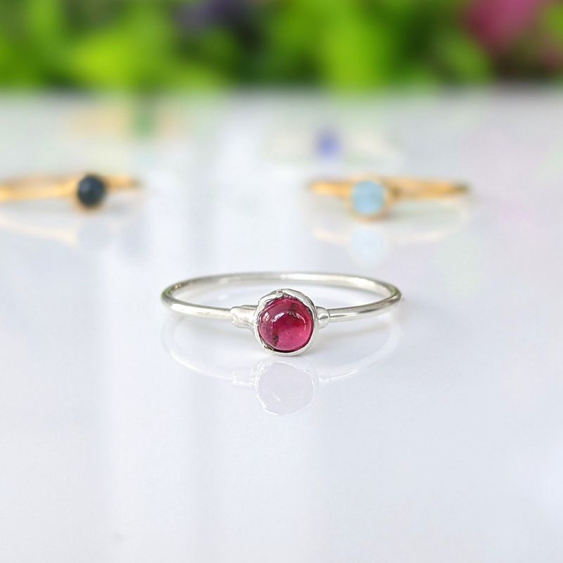 Bague superposable Dainty Ruby