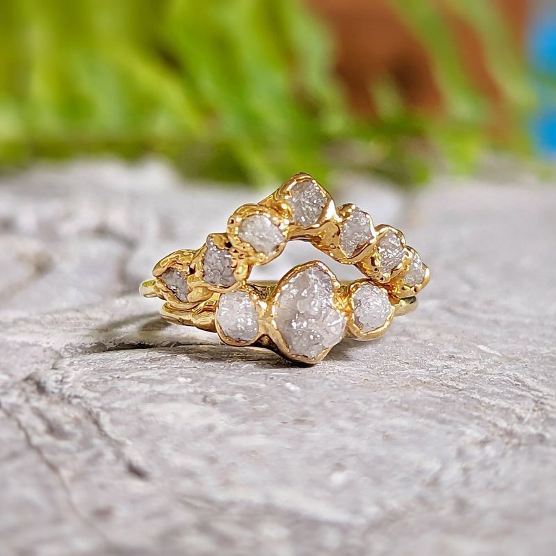 Raw diamond wedding ring set in Solid 18k Gold